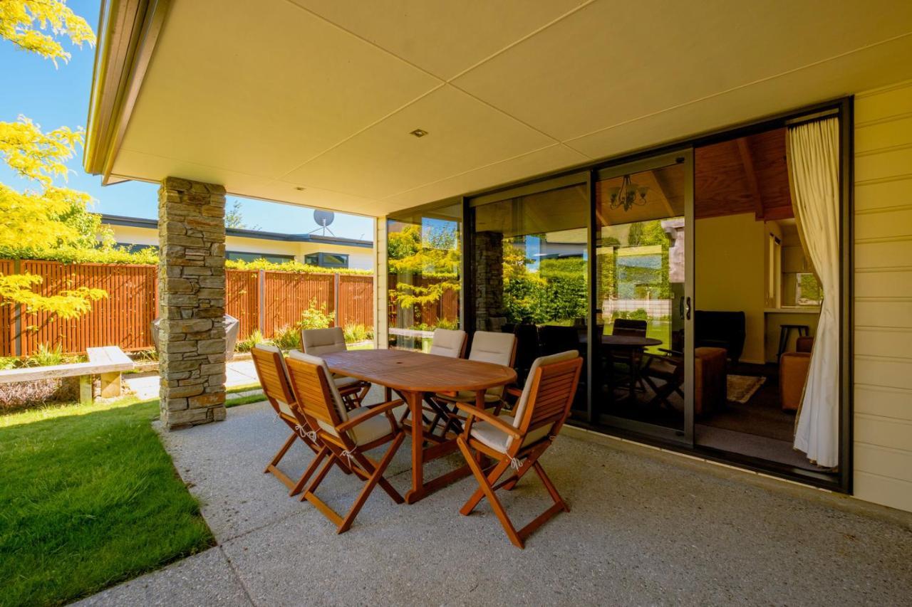 Roys Bay Lodge - Wanaka Holiday Home Exteriér fotografie